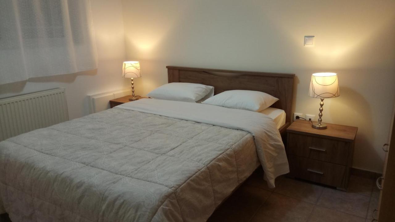 Overnight Athens Airport And Raphina Port Apartment Artemida  Luaran gambar